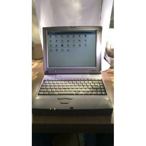 Vintage Toshiba Satellite 310CDT Laptop + opberg tas,oplader
