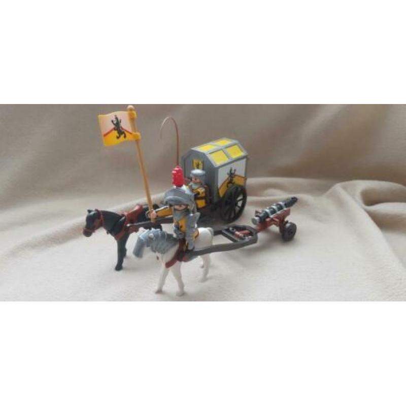Playmobil 4874: Leeuwenridders met goudtransport