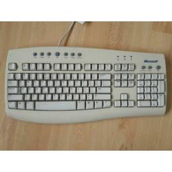 Desktop MEDION 4488 PC MT 7