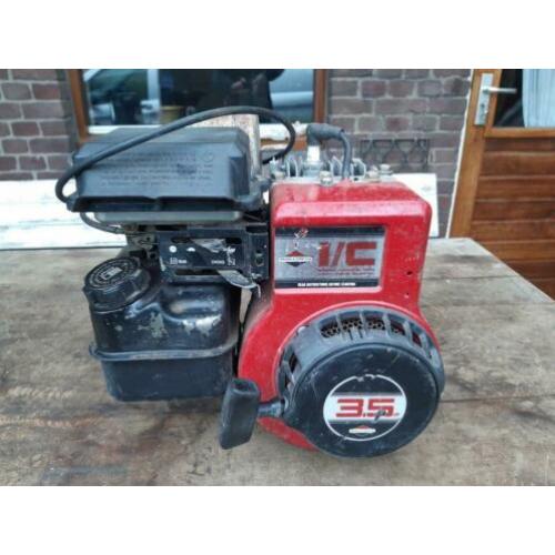 Briggs en stratton 3.5pk benzine motor b&s # frees trilplaat