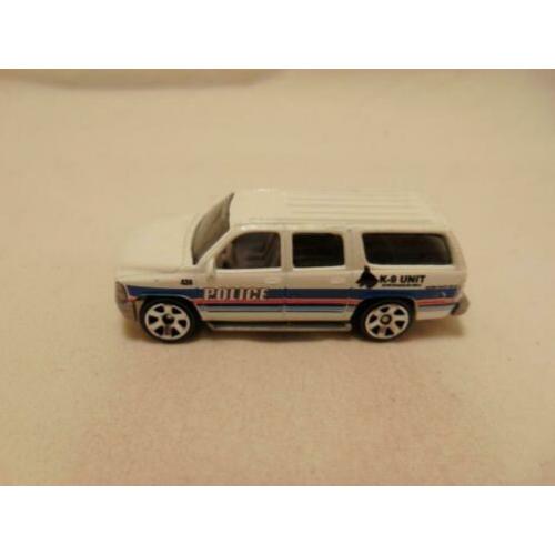 Chevrolet Suburban politie police K9 unit 1:76 Matchbox wit