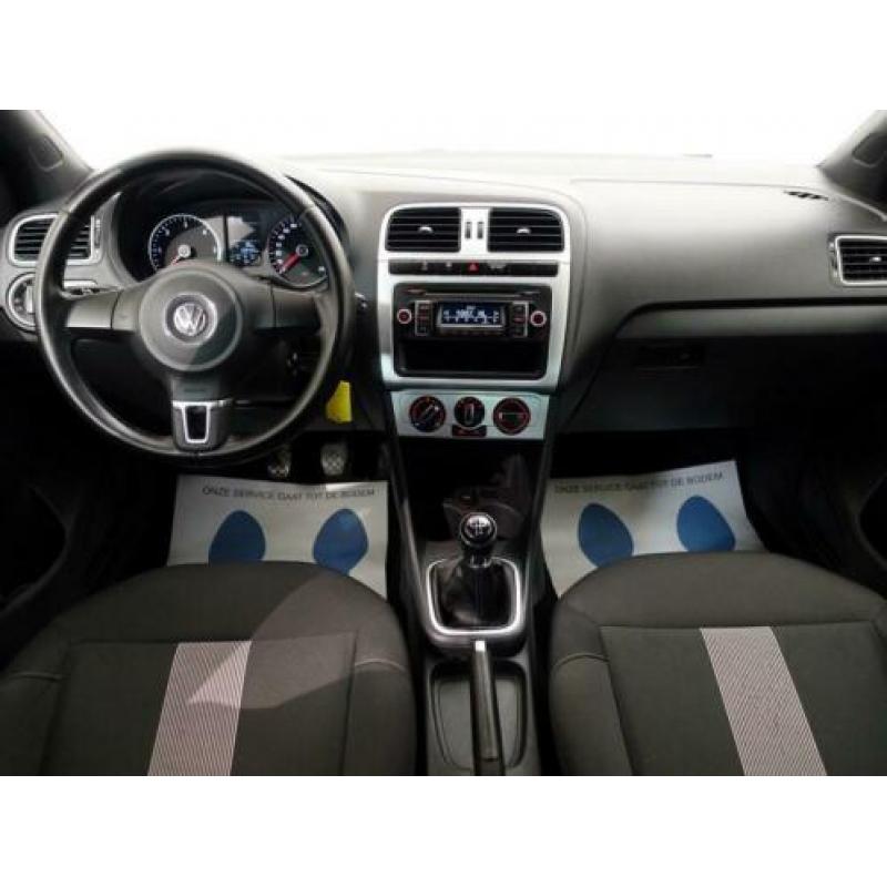 Volkswagen Polo 1.6 TDI HIGHLINE BLACK EDITION 5 Drs , Navi,