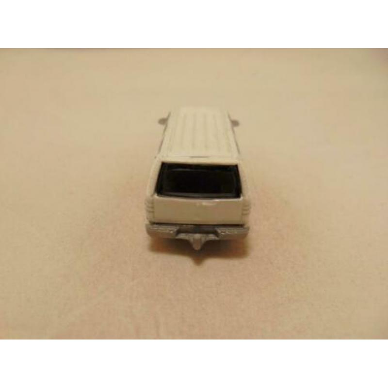 Chevrolet Suburban politie police K9 unit 1:76 Matchbox wit