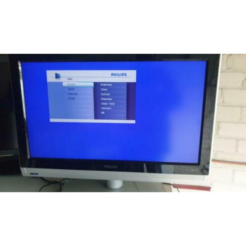 Philips 32 INCH HD TV