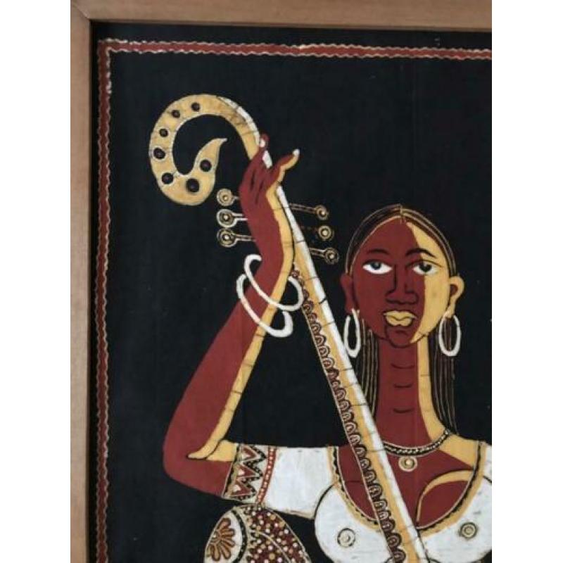 Batik Singalese vrouw met Sitar houten lijst