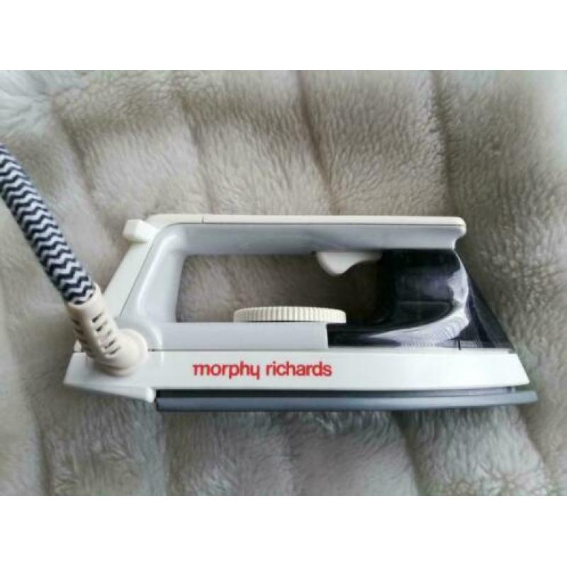 Reis stoomstrijkijzer Morphy Richards