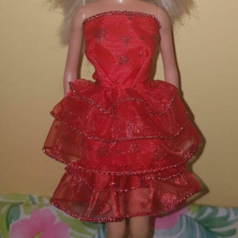Jurken, kleding voor Barbiepop. Handwerk, handgemaakt