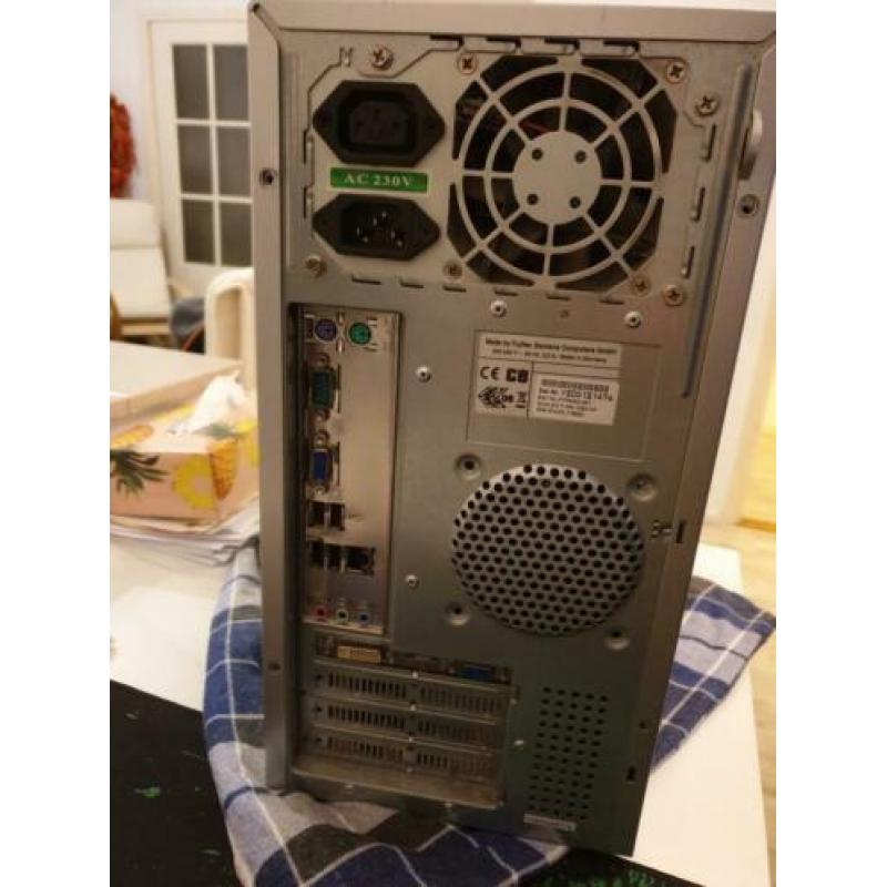 Fujitsu Siemens Desktop PC Computer Systeem