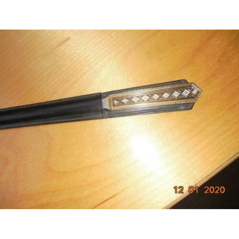 briefopener in leren hoes