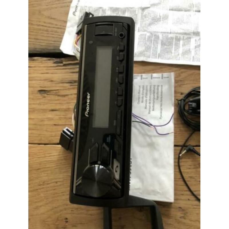 Pioneer MVH 390BT