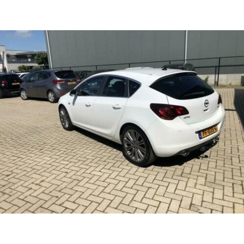 Opel Astra 1.4 Turbo GT VOLLEER/NAVI/TREKHAAK/GARANTIE