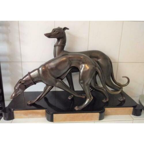 IRENEE ROCHARD Art Deco samac beeld 2 greyhounds jachthonden