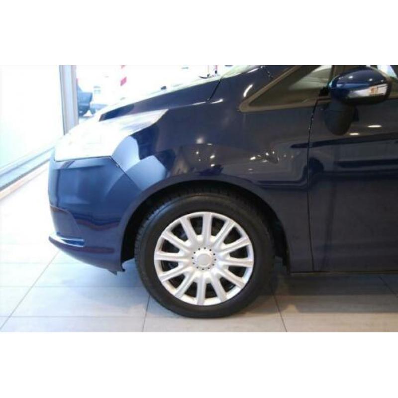 Ford B-Max 1.0 ECOBOOST 100PK TREKHAAK, WINTERBANDEN, BLUETO
