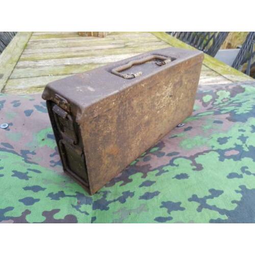 Duitse mg kist te koop, vlakke deksel