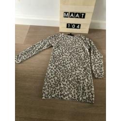 Jurkje jbc maat 104 panter met glittertje