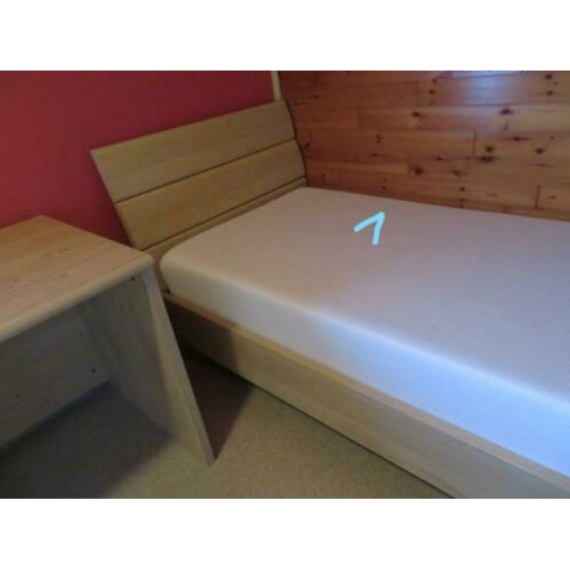 3 mooie nette complete slaapkamers