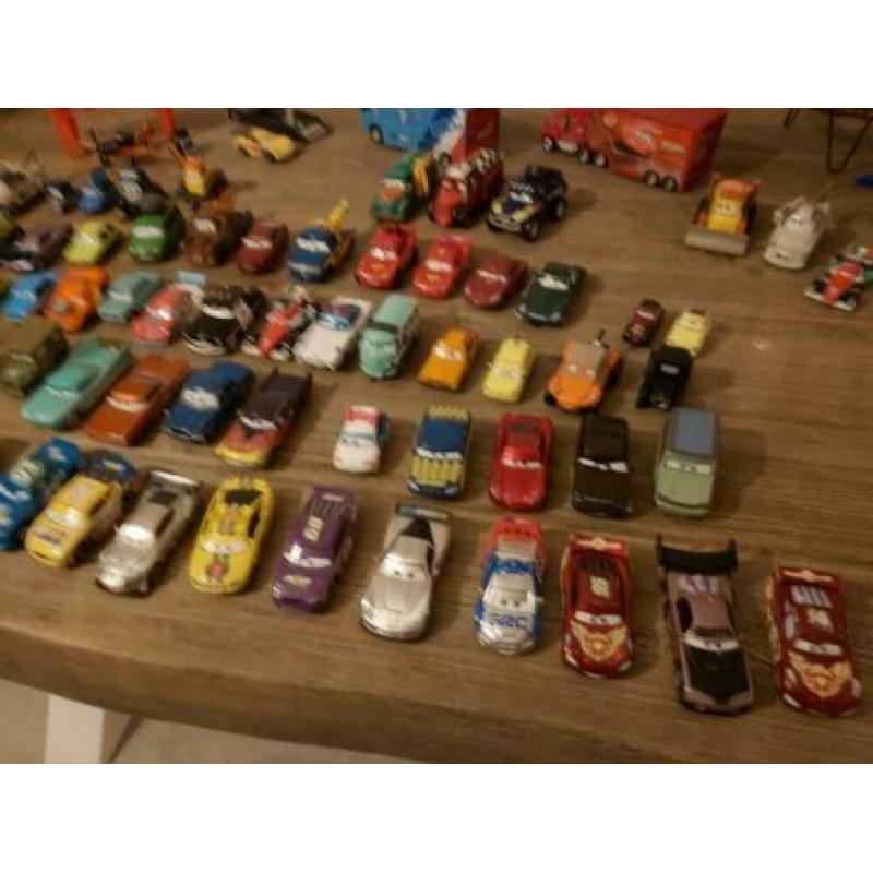Cars auto tje 80 stuks zeldzaame exemplaren