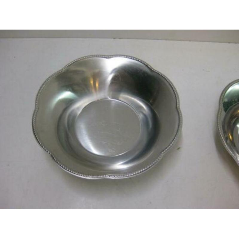 21 cm dia alessi schalen 2 stuks in 1 koop (10)