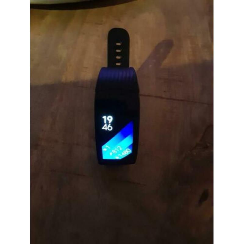Samsung gear fit2 pro large
