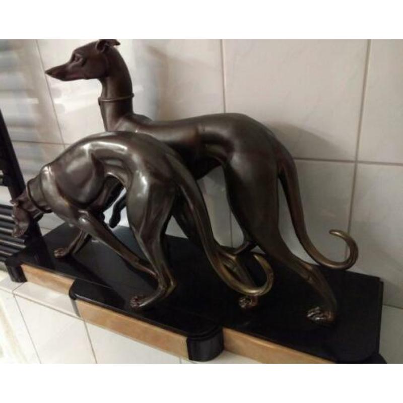 IRENEE ROCHARD Art Deco samac beeld 2 greyhounds jachthonden