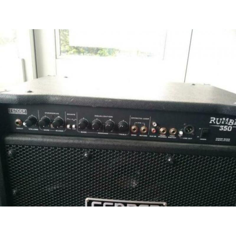 Fender Rumble 350 basversterker