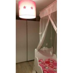 peuterbed belle kleur wit.