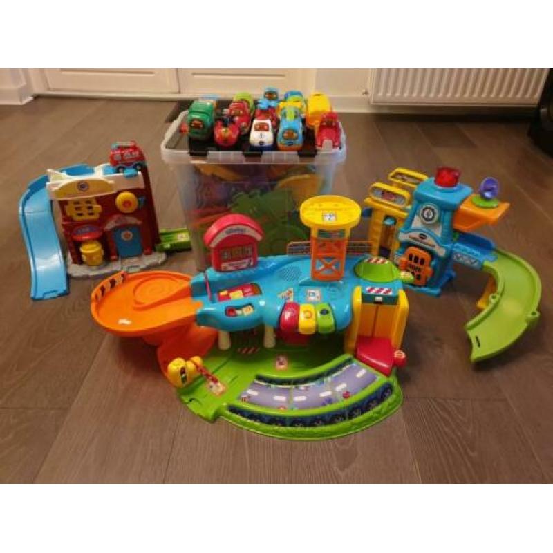 Toet toet auto set