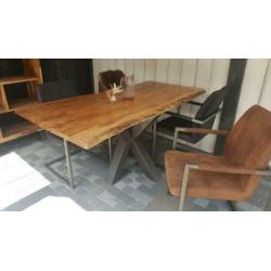 TUINTAFELS boomstam, alle maten €499,=