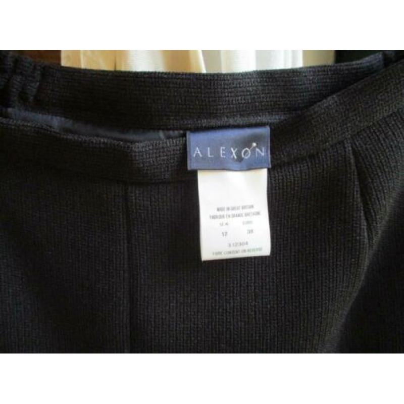 mj/ Lange zwarte rok maat 38 van ALEXON bijpassende blouse