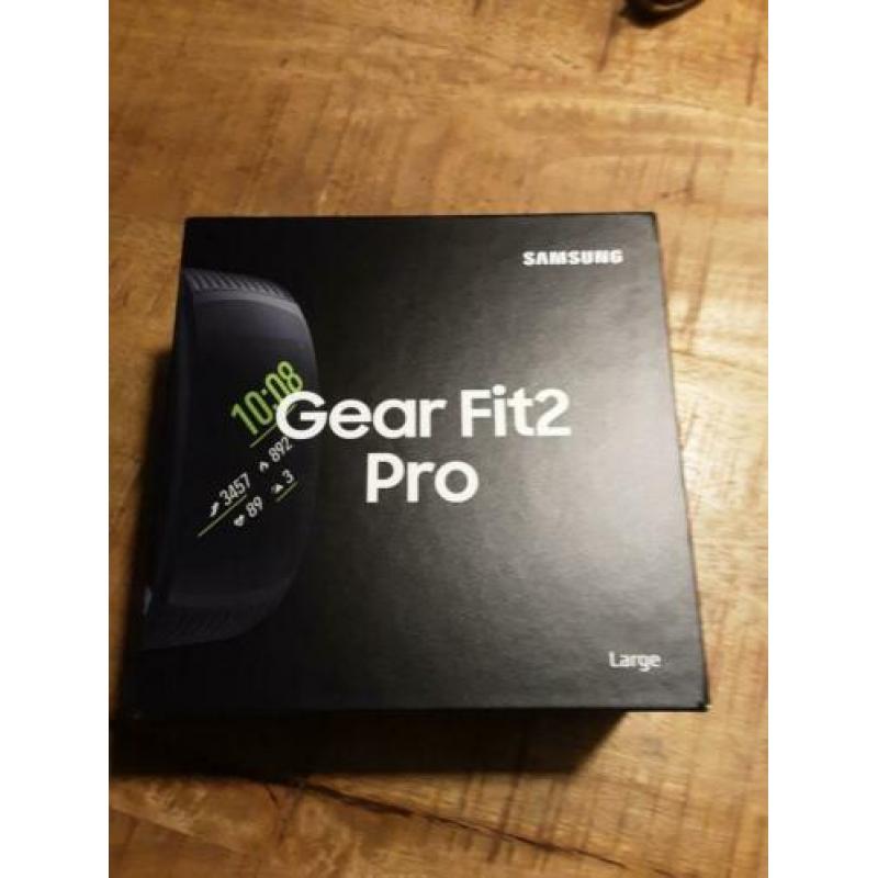 Samsung gear fit2 pro large