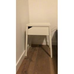 Ikea nachtkastje SELJE wit 2 stuks