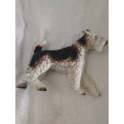 Porseleinen hond