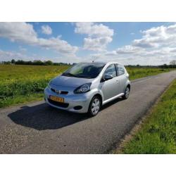 Toyota Aygo // 5 DRS // Automaat