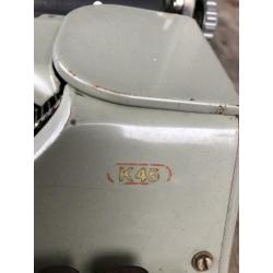 Super oude typemachine , met koffer merk Mercedes