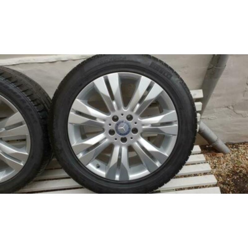 Mercedes S klasse velgen 18 inch met Pirelli zomerbanden