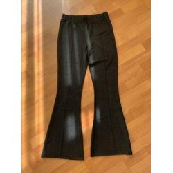 Pieces flared broek helemaal nieuw maat m zwart glitters
