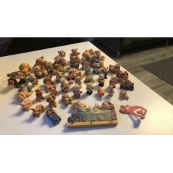 Verzameling beeldjes (varkens)
