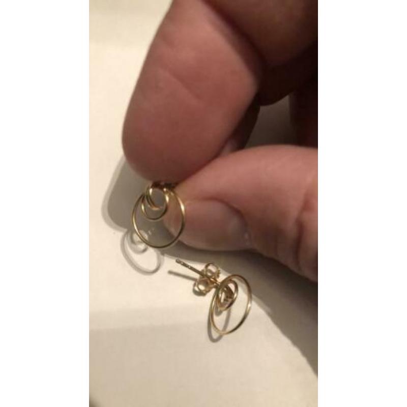 14 krt gouden oorbellen, 585