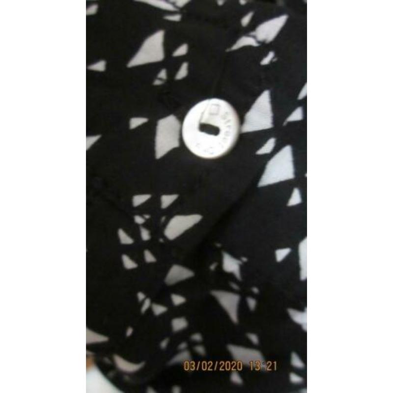 Street one blouse in maat 40 grafisch design