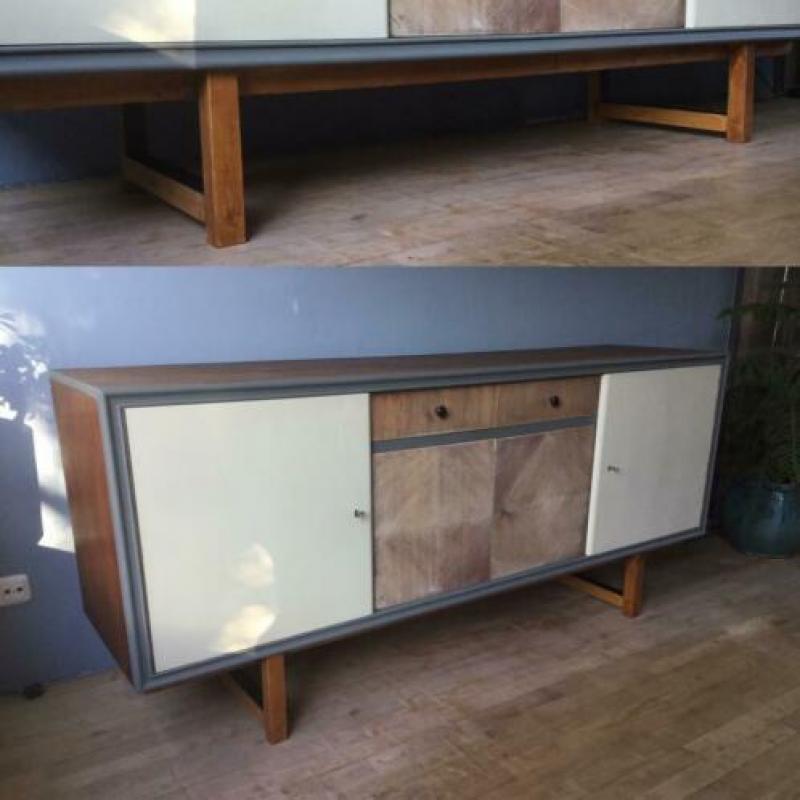 Vintage design jaren’50 massief houten dressoir lowboard