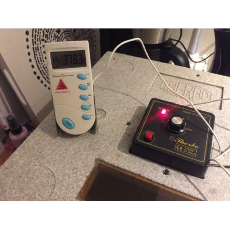 Broedmachine Therbo