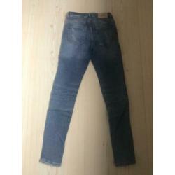 Blauwe spijkerbroek Bershka maat 36
