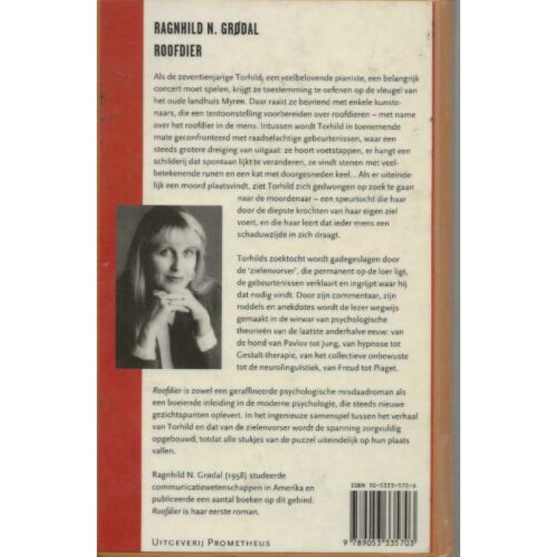 Roofdier Grodal, Ragnhild .N. Vertaald Paula Stevens