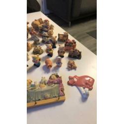 Verzameling beeldjes (varkens)