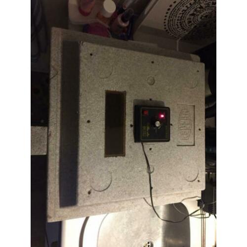 Broedmachine Therbo