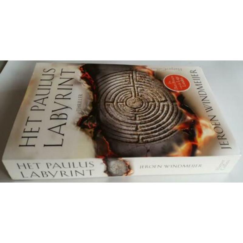 J. Windmeijer Het Paulus Labyrint - (Lage Landen Dan Brown)