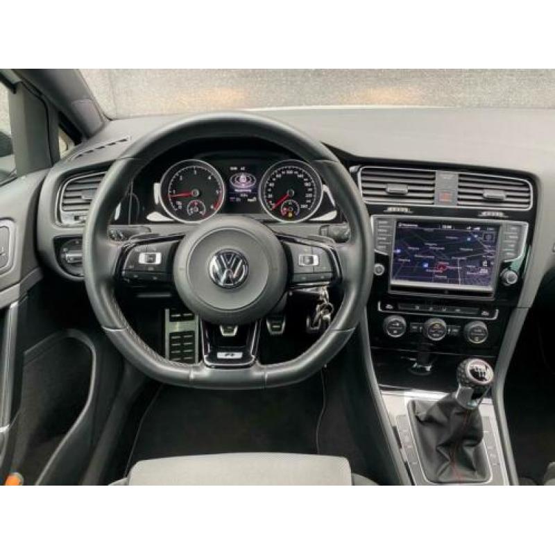 Volkswagen Golf 2.0 TDI Edition R 4 UITLATEN, R LINE, LED