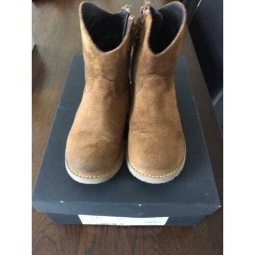 Cognac suede clic merk laarsjes maat 27