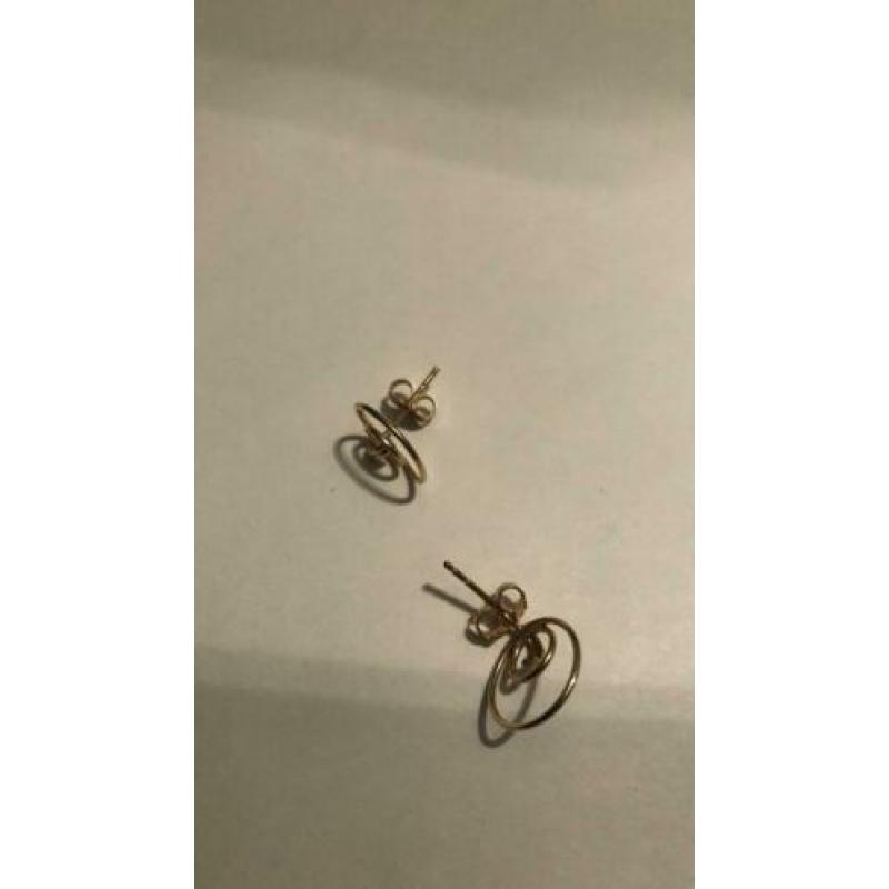 14 krt gouden oorbellen, 585