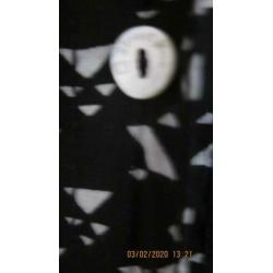 Street one blouse in maat 40 grafisch design